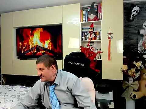 SpartacusDaddy48 online show from 03/18/26, 01:42