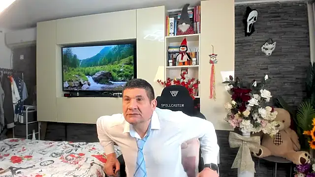 SpartacusDaddy48 online show from 04/20/26, 05:05