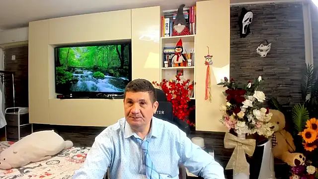 SpartacusDaddy48 online show from 04/24/26, 11:34