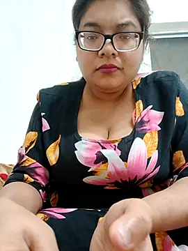 Elie couple143 online show from 12/19/25, 06:48