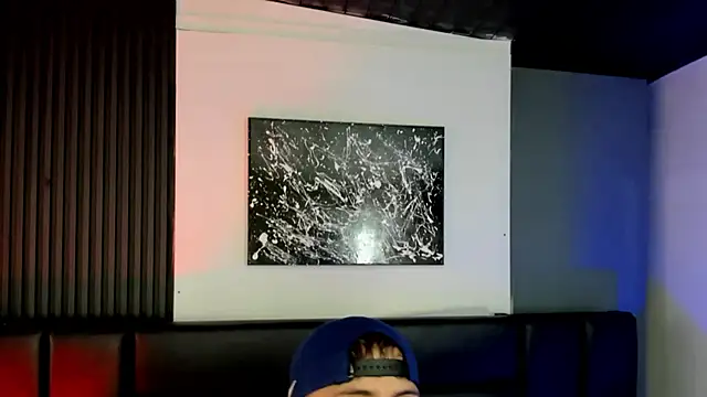 Snapshot of Maximo_Wolff chatting on 10/01/25, 08:04 Maximo Wolff online show from 10/01/25, 08:04