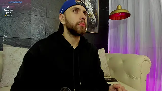 Snapshot of Maximo_Wolff chatting on 11/09/25, 09:24 Maximo Wolff online show from 11/09/25, 09:24