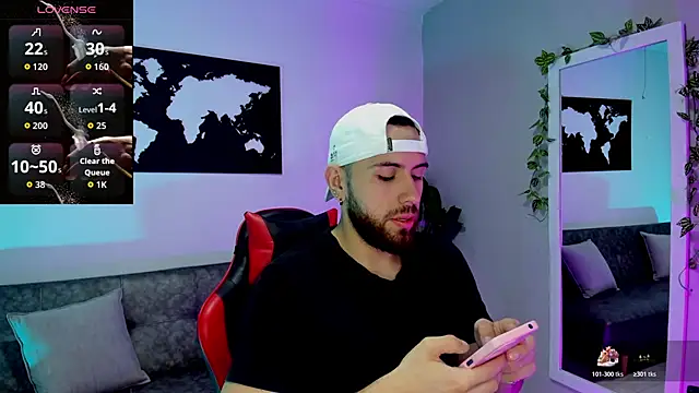 Snapshot of Maximo_Wolff chatting on 12/04/25, 06:27 Maximo Wolff online show from 12/04/25, 06:27