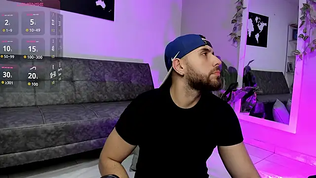 Snapshot of Maximo_Wolff chatting on 12/13/25, 08:04 Maximo Wolff online show from 12/13/25, 08:04