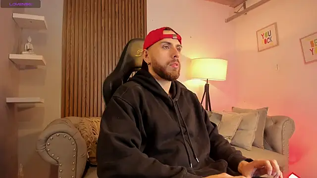 Maximo Wolff online show from 01/11/26, 10:04