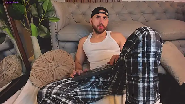 Maximo Wolff online show from 03/25/26, 08:15