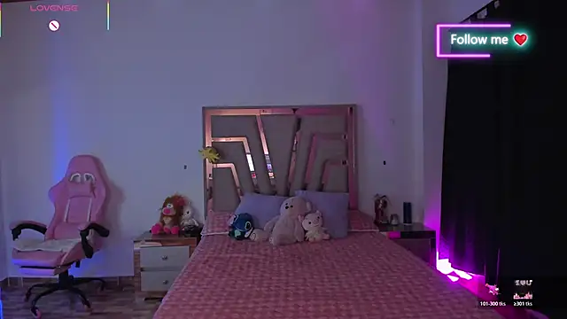 lunaarose online show from 02/24/26, 04:10