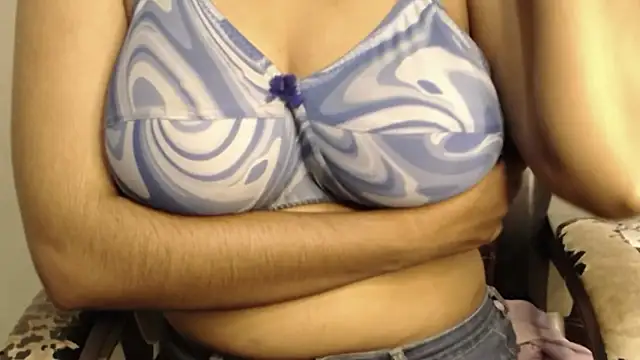 campornlive71 online show from 12/20/25, 12:23