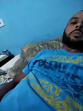 Snapshot of g91991 chatting on 12/18/25, 04:07 g91991 online show from 12/18/25, 04:07