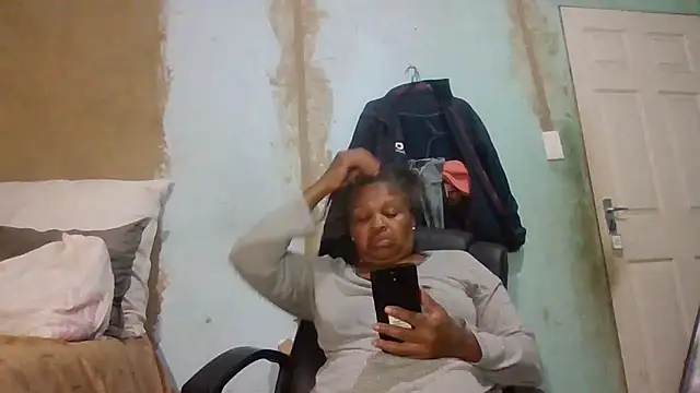 Nicky52 online show from 04/21/26, 02:51