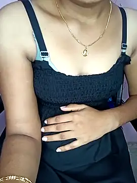 Snapshot of Nidhi_lovely chatting on 10/05/25, 05:50 Nidhi lovely online show from 10/05/25, 05:50