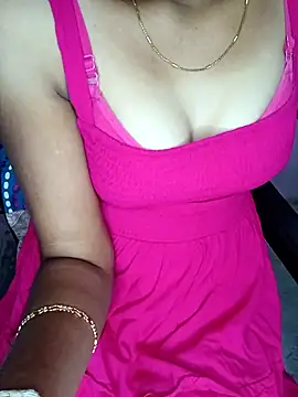 Nidhi lovely online show from 01/18/26, 03:21