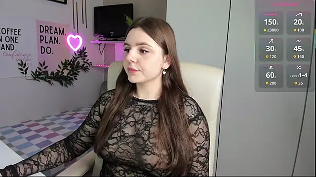 LiaWoow online show from 10/11/25, 09:08