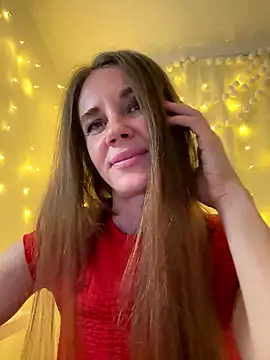 Snapshot of LucieMack chatting on 01/11/26, 02:55 LucieMack online show from 01/11/26, 02:55