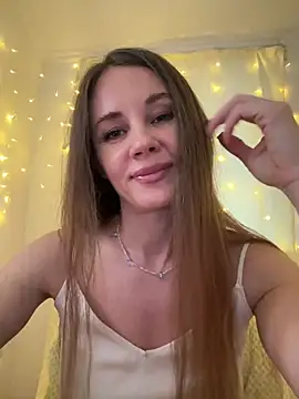 Snapshot of LucieMack chatting on 02/26/26, 02:38 LucieMack online show from 02/26/26, 02:38