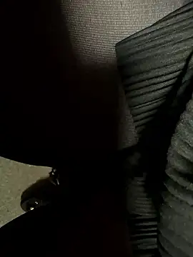 HiddenHoneyLDN online show from 01/19/26, 10:19