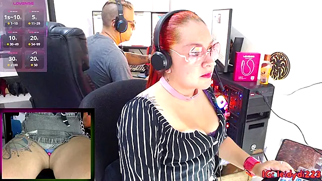 leidydi223 online show from 10/14/25, 01:12