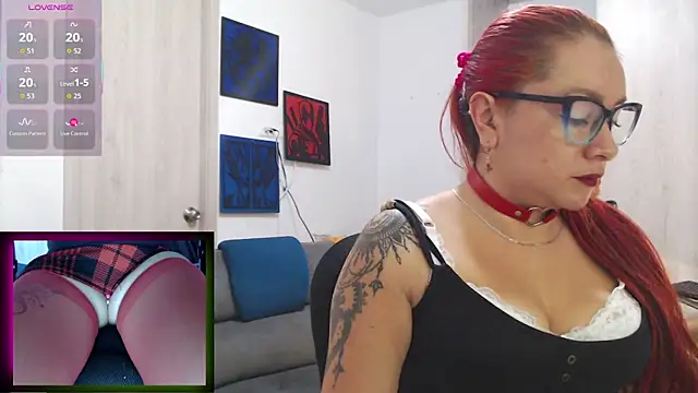 leidydi223 online show from 10/17/25, 01:14