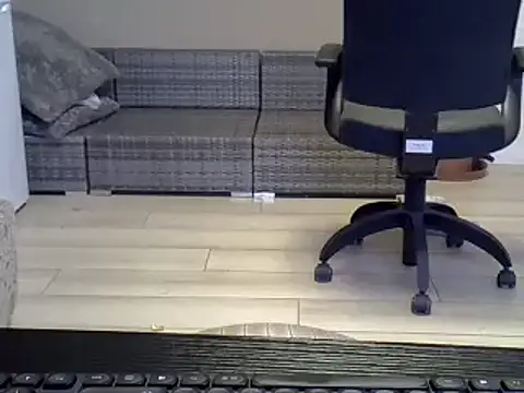 ITALIANASISIXX online show from 01/14/26, 07:47