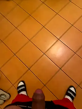 Snapshot of andrey1887 chatting on 09/23/25, 09:18 andrey1887 online show from 09/23/25, 09:18