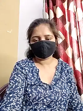 Snapshot of Ruhi_07 chatting on 05/13/26, 04:21 Ruhi 07 online show from 05/13/26, 04:21