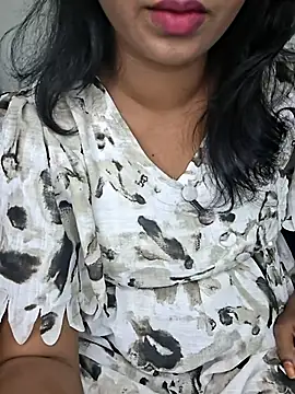 Snapshot of Marathi_jiya1 chatting on 10/13/25, 05:18 Marathi jiya1 online show from 10/13/25, 05:18