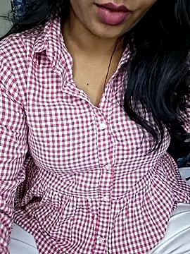 Snapshot of Marathi_jiya1 chatting on 11/17/25, 05:24 Marathi jiya1 online show from 11/17/25, 05:24