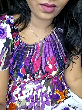 Snapshot of Marathi_jiya1 chatting on 11/21/25, 05:28 Marathi jiya1 online show from 11/21/25, 05:28