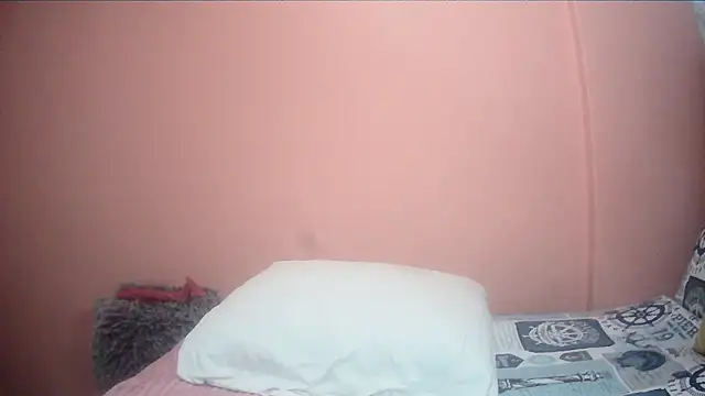 HUGEASSXXXXX online show from 12/23/25, 03:04