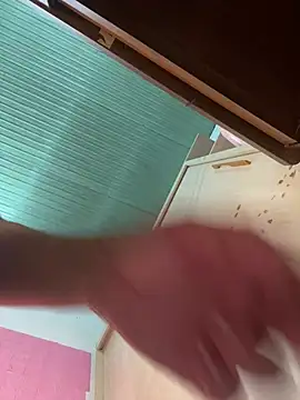 Rose 194 online show from 04/21/26, 03:57