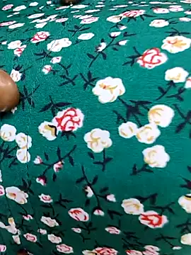 Rosalind xxx online show from 05/18/26, 04:07
