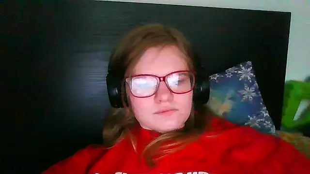 Moonolighta online show from 02/15/26, 08:46