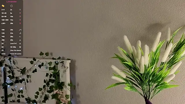 BlushinBloom online show from 04/21/26, 05:58