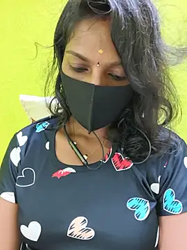 Snapshot of Honey_rosetamil chatting on 06/15/26, 08:16 Honey rosetamil online show from 06/15/26, 08:16