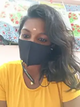 Snapshot of Honey_rosetamil chatting on 06/19/26, 06:23 Honey rosetamil online show from 06/19/26, 06:23