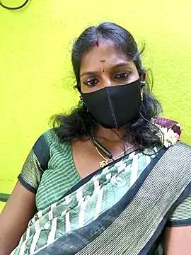 Snapshot of Honey_rosetamil chatting on 07/10/26, 07:34 Honey rosetamil online show from 07/10/26, 07:34