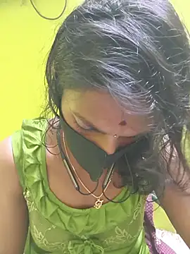 Snapshot of Honey_rosetamil chatting on 07/12/26, 12:01 Honey rosetamil online show from 07/12/26, 12:01