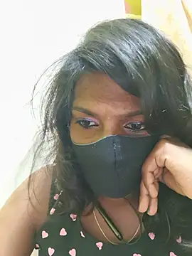 Snapshot of Honey_rosetamil chatting on 07/16/26, 05:41 Honey rosetamil online show from 07/16/26, 05:41