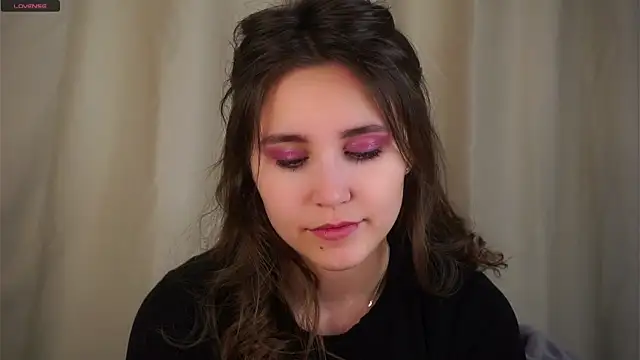 EthalFlowers online show from 11/22/25, 01:15