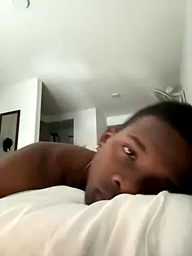 Brycce santos online show from 09/20/25, 01:45