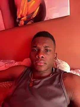 Brycce santos online show from 10/06/25, 02:03