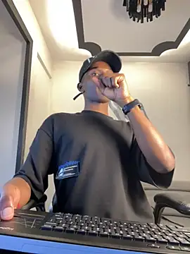 Brycce santos online show from 10/09/25, 01:31