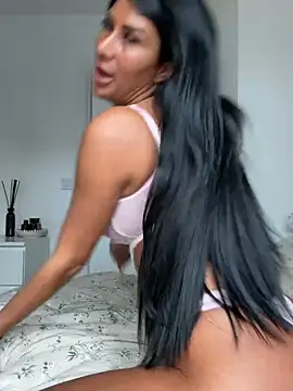 AriannaIsabellax online show from 06/10/26, 09:41