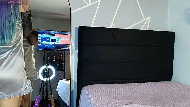 karlamoon23 online show from 03/30/26, 07:26