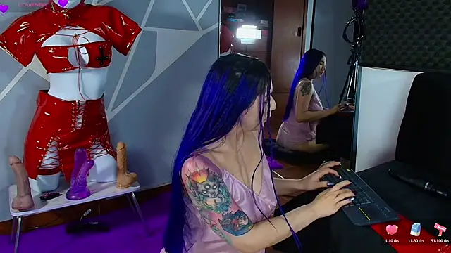 karlamoon23 online show from 06/29/26, 12:39