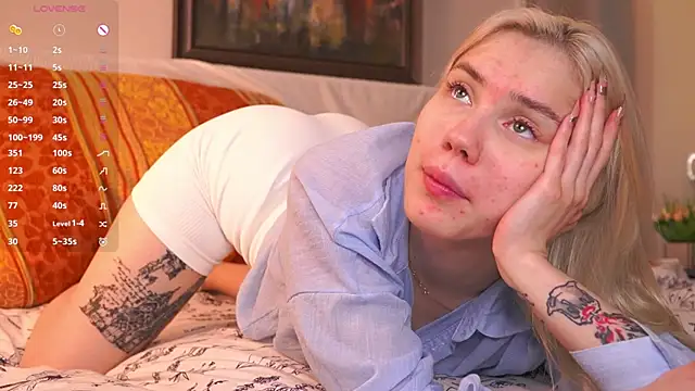 Snapshot of LilianBenskin chatting on 11/27/25, 05:53 LilianBenskin online show from 11/27/25, 05:53