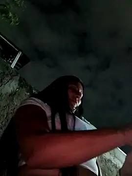 Snapshot of maturexxxnaughty chatting on 12/04/25, 11:35 maturexxxnaughty online show from 12/04/25, 11:35