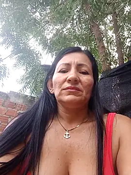 Snapshot of maturexxxnaughty chatting on 12/15/25, 12:20 maturexxxnaughty online show from 12/15/25, 12:20