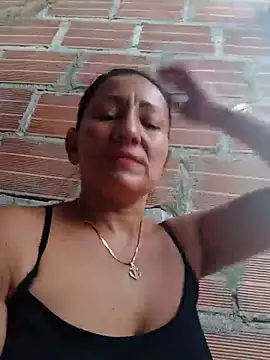 Snapshot of maturexxxnaughty chatting on 12/17/25, 11:05 maturexxxnaughty online show from 12/17/25, 11:05