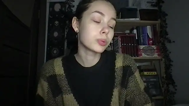 Yuna5343 online show from 04/01/26, 09:34